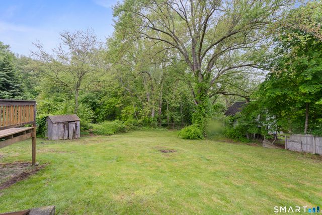 23 James Avenue, Waterford, CT 06375