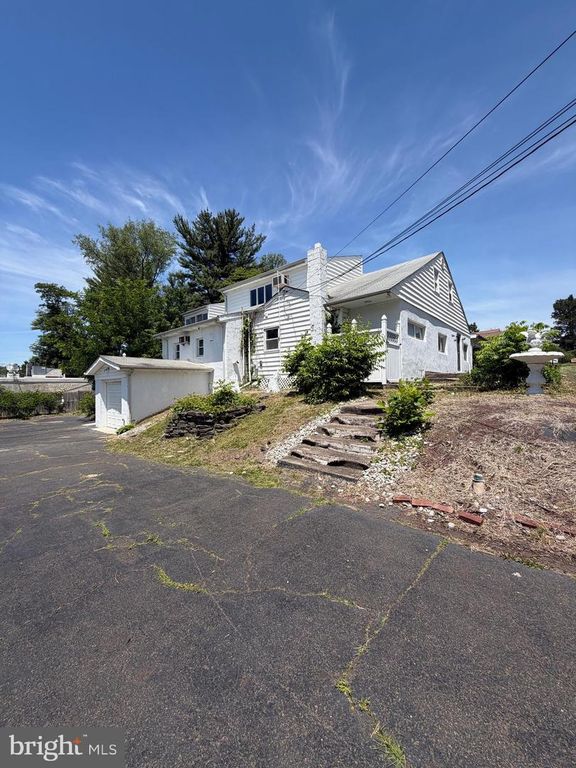 1916 FERNBROOK AVE, Feasterville Trevose, PA 19053