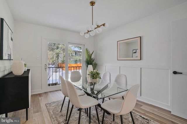 6143 GREEN HOLLOW CT, Springfield, VA 22152