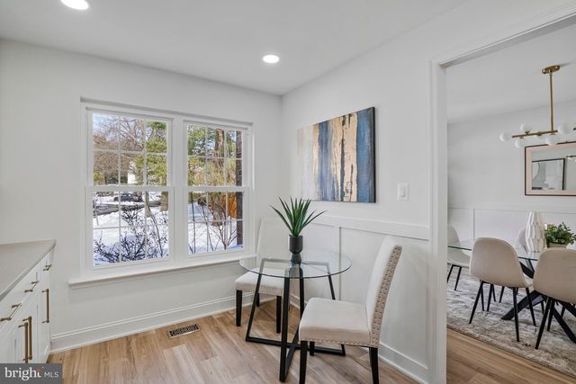 6143 GREEN HOLLOW CT, Springfield, VA 22152