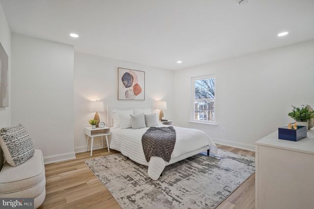 6143 GREEN HOLLOW CT, Springfield, VA 22152