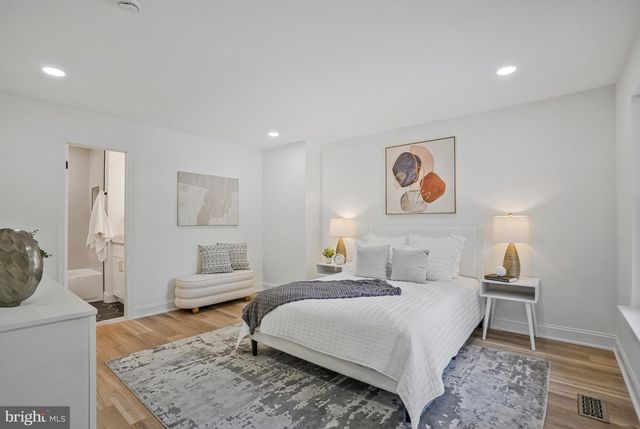 6143 GREEN HOLLOW CT, Springfield, VA 22152