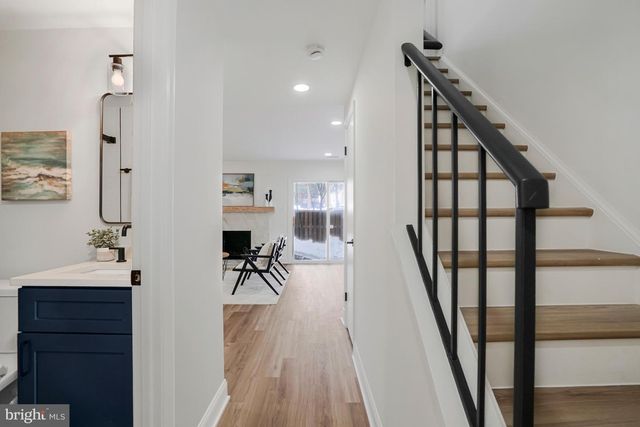 6143 GREEN HOLLOW CT, Springfield, VA 22152