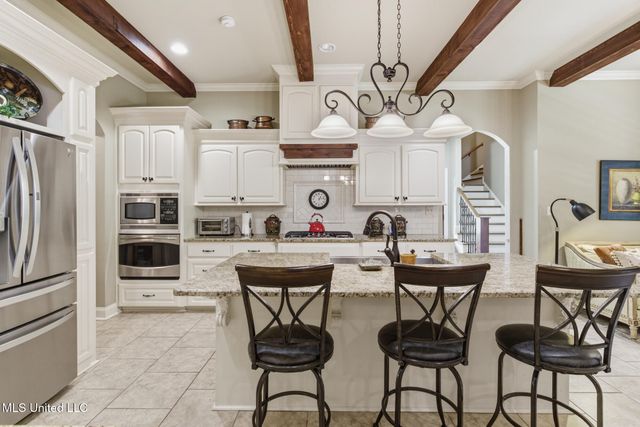 2 Pin Oak Point, Petal, MS 39465