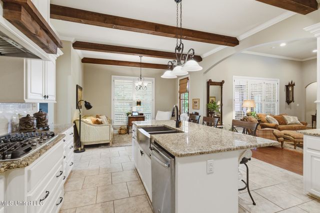 2 Pin Oak Point, Petal, MS 39465