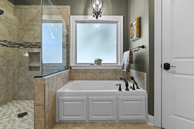 2 Pin Oak Point, Petal, MS 39465