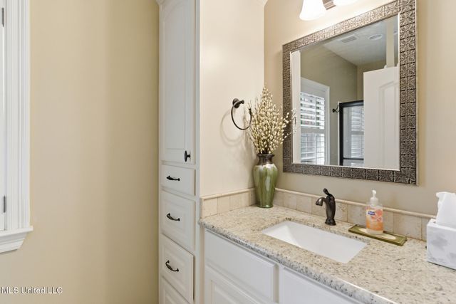 2 Pin Oak Point, Petal, MS 39465