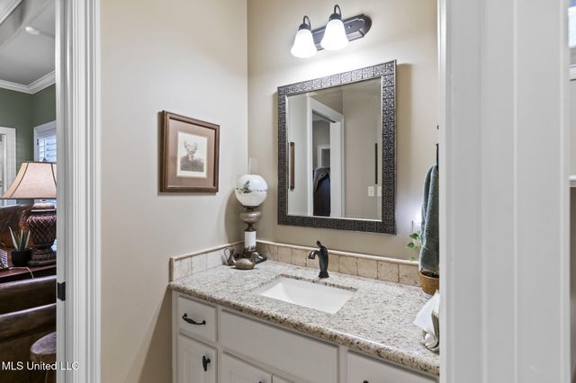 2 Pin Oak Point, Petal, MS 39465