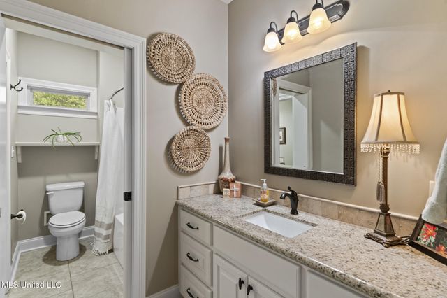 2 Pin Oak Point, Petal, MS 39465