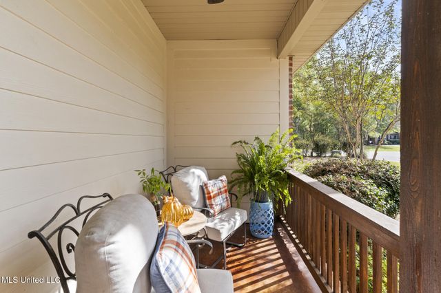 2 Pin Oak Point, Petal, MS 39465