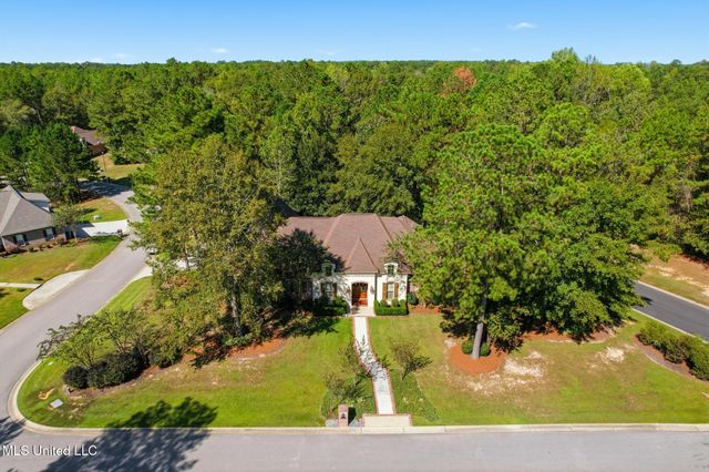 2 Pin Oak Point, Petal, MS 39465