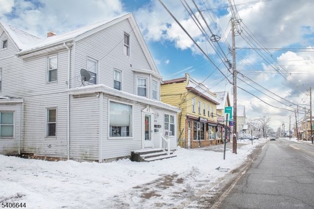 542 Ringwood Ave, Wanaque Boro, NJ 07465