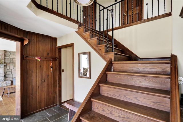 211 ORCHARD RD, Fleetwood, PA 19522