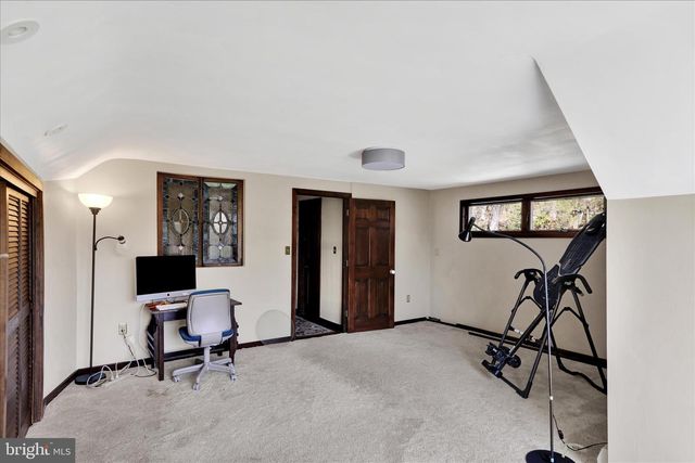 211 ORCHARD RD, Fleetwood, PA 19522