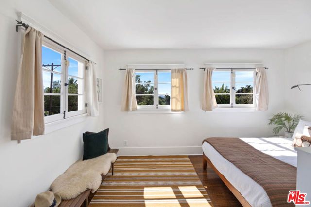 1007 Sanborn Avenue, Los Angeles, CA 90029