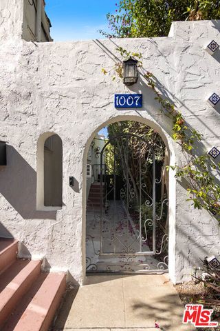 1007 Sanborn Avenue, Los Angeles, CA 90029