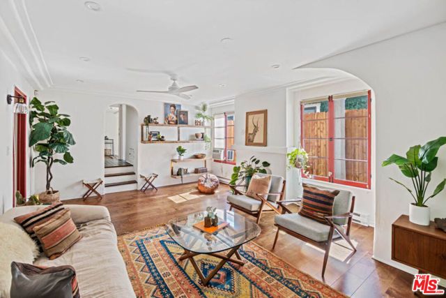 1007 Sanborn Avenue, Los Angeles, CA 90029