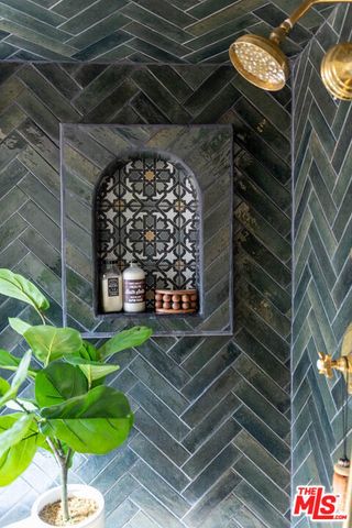 1007 Sanborn Avenue, Los Angeles, CA 90029