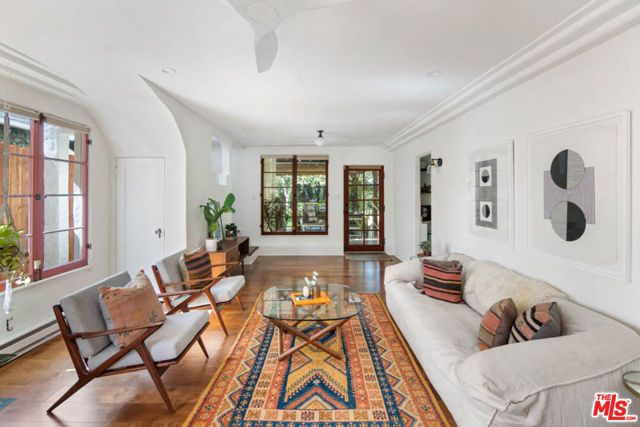 1007 Sanborn Avenue, Los Angeles, CA 90029