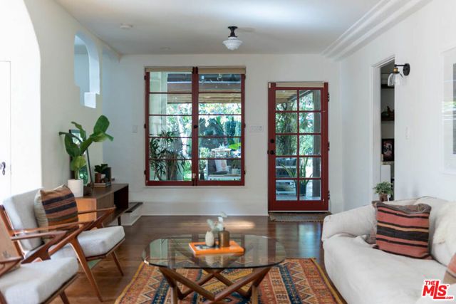 1007 Sanborn Avenue, Los Angeles, CA 90029