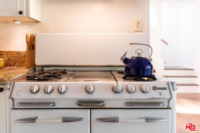 1007 Sanborn Avenue, Los Angeles, CA 90029