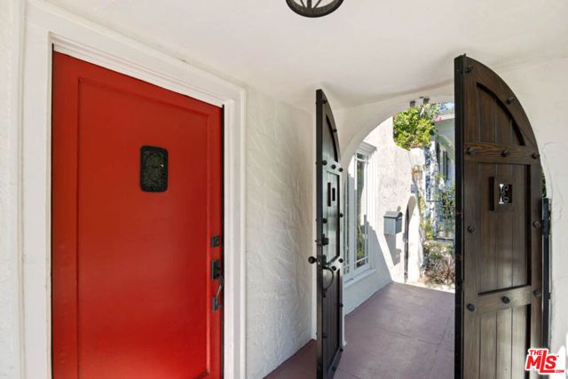 1007 Sanborn Avenue, Los Angeles, CA 90029