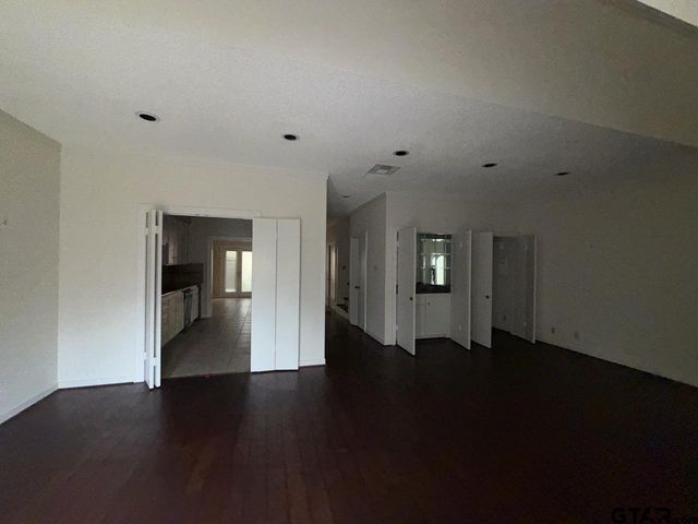 1022 Troup Highway, Tyler, TX 75701