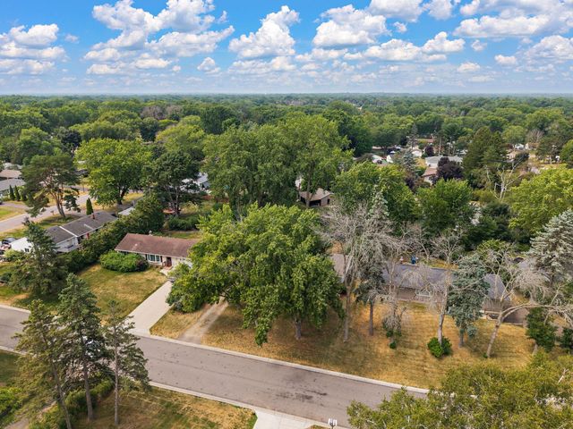 3947 Portland Avenue, White Bear Lake, MN 55110