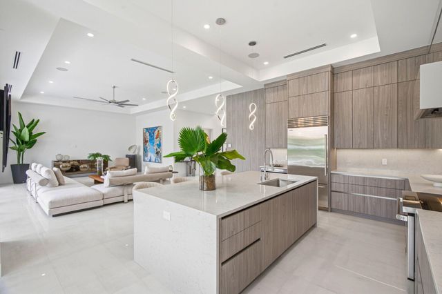 261 NW 8th Street, Boca Raton, FL 33432