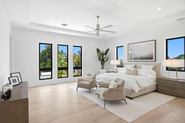 261 NW 8th Street, Boca Raton, FL 33432