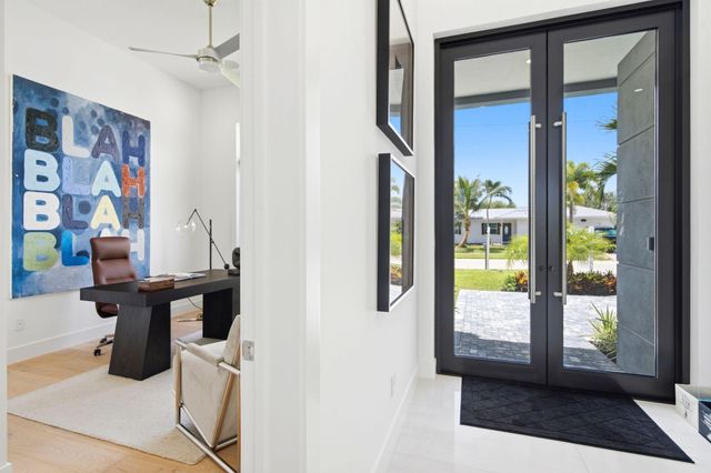 261 NW 8th Street, Boca Raton, FL 33432