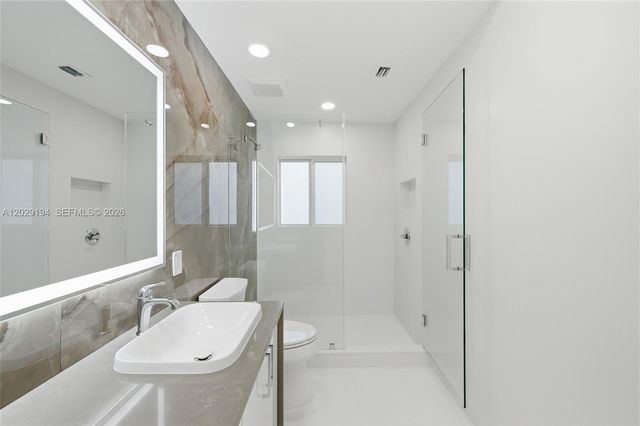 22384 Thousand Pines Lane, Boca Raton, FL 33428