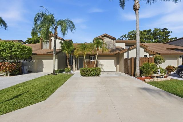 22384 Thousand Pines Lane, Boca Raton, FL 33428