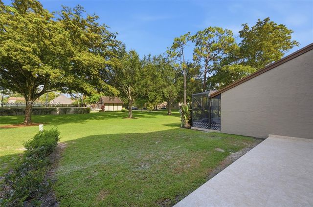 22384 Thousand Pines Lane, Boca Raton, FL 33428