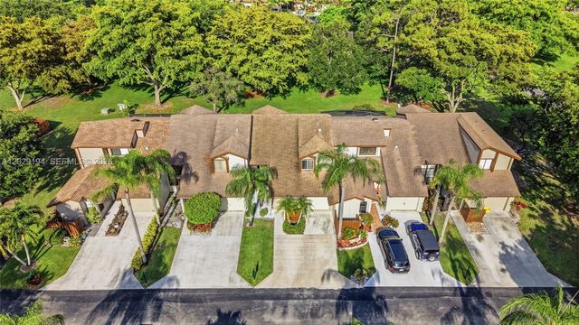22384 Thousand Pines Lane, Boca Raton, FL 33428