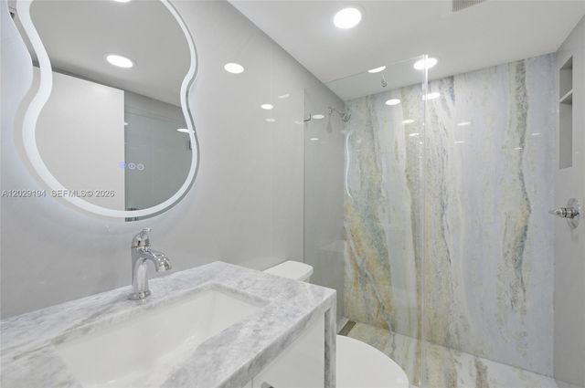 22384 Thousand Pines Lane, Boca Raton, FL 33428