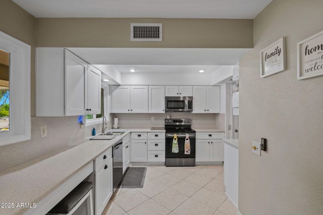 13038 W FOXFIRE Drive, Sun City West, AZ 85375