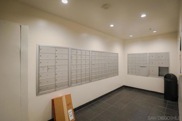 450 J St 4211, San Diego, CA 92101