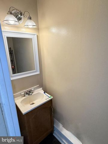 66 PINE ST, Mount Holly, NJ 08060