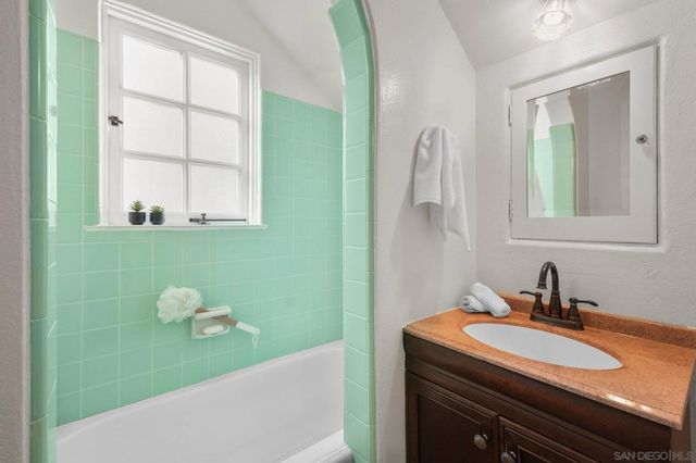 3638 Plumosa Drive, San Diego, CA 92106