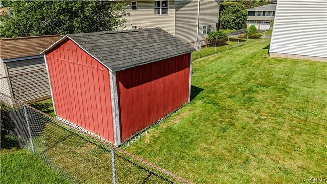 514 Woodburne Drive, Utica, NY 13502