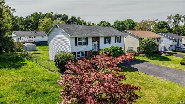 514 Woodburne Drive, Utica, NY 13502