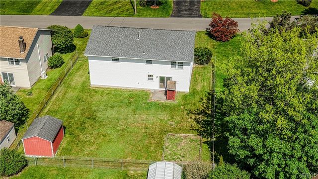 514 Woodburne Drive, Utica, NY 13502