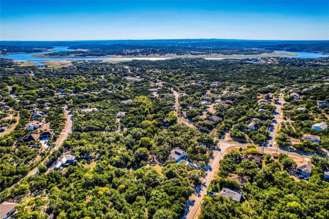 7601 Bar K Ranch RD, Lago Vista, TX 78645