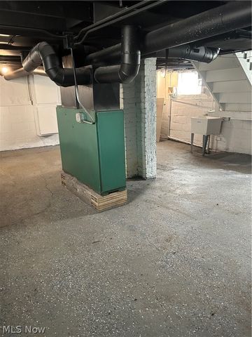 3120 Saratoga Avenue, Cleveland, OH 44109