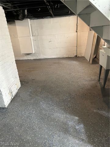 3120 Saratoga Avenue, Cleveland, OH 44109