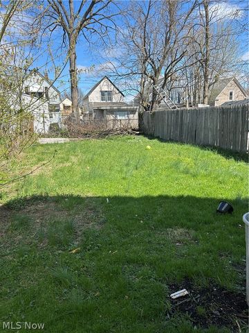 3120 Saratoga Avenue, Cleveland, OH 44109