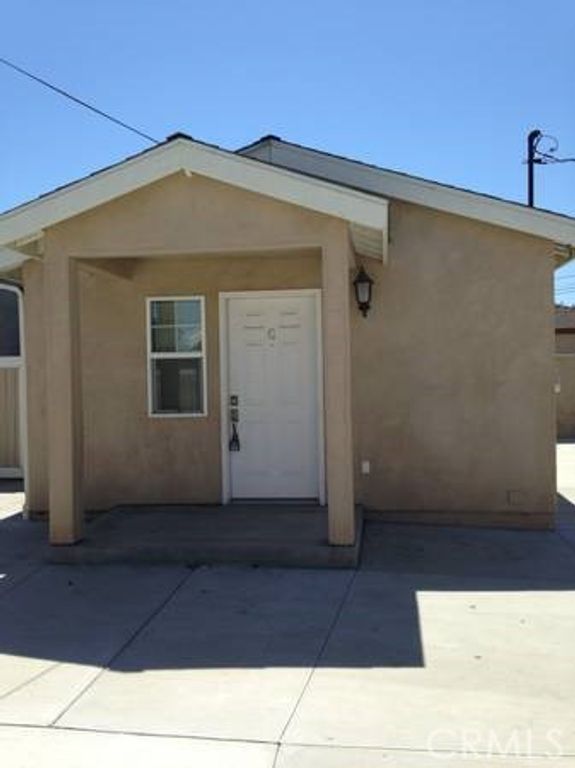 1014 E WASHINGTON Avenue E, Santa Ana, CA 92701