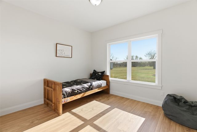 846 Old Tioga Road, Gunter, TX 75058