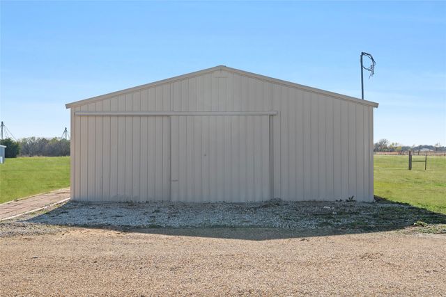 846 Old Tioga Road, Gunter, TX 75058